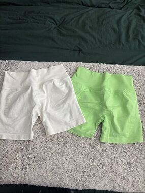 Keep That Pump high waist V back athletic shorts